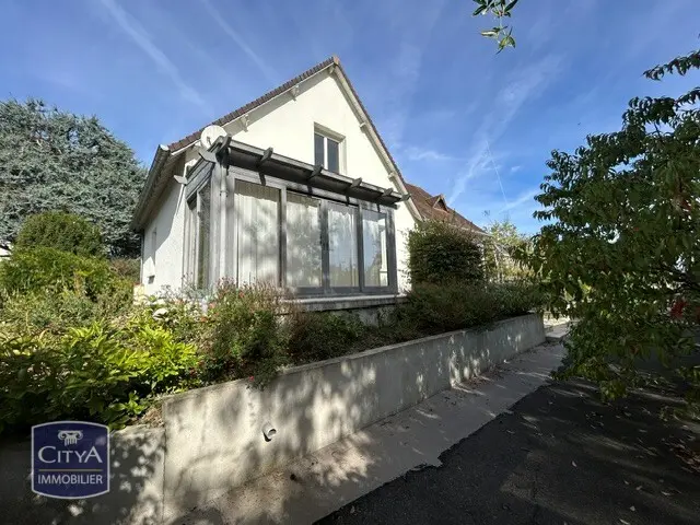 Photo 1 Maison 9 pièces 173m²