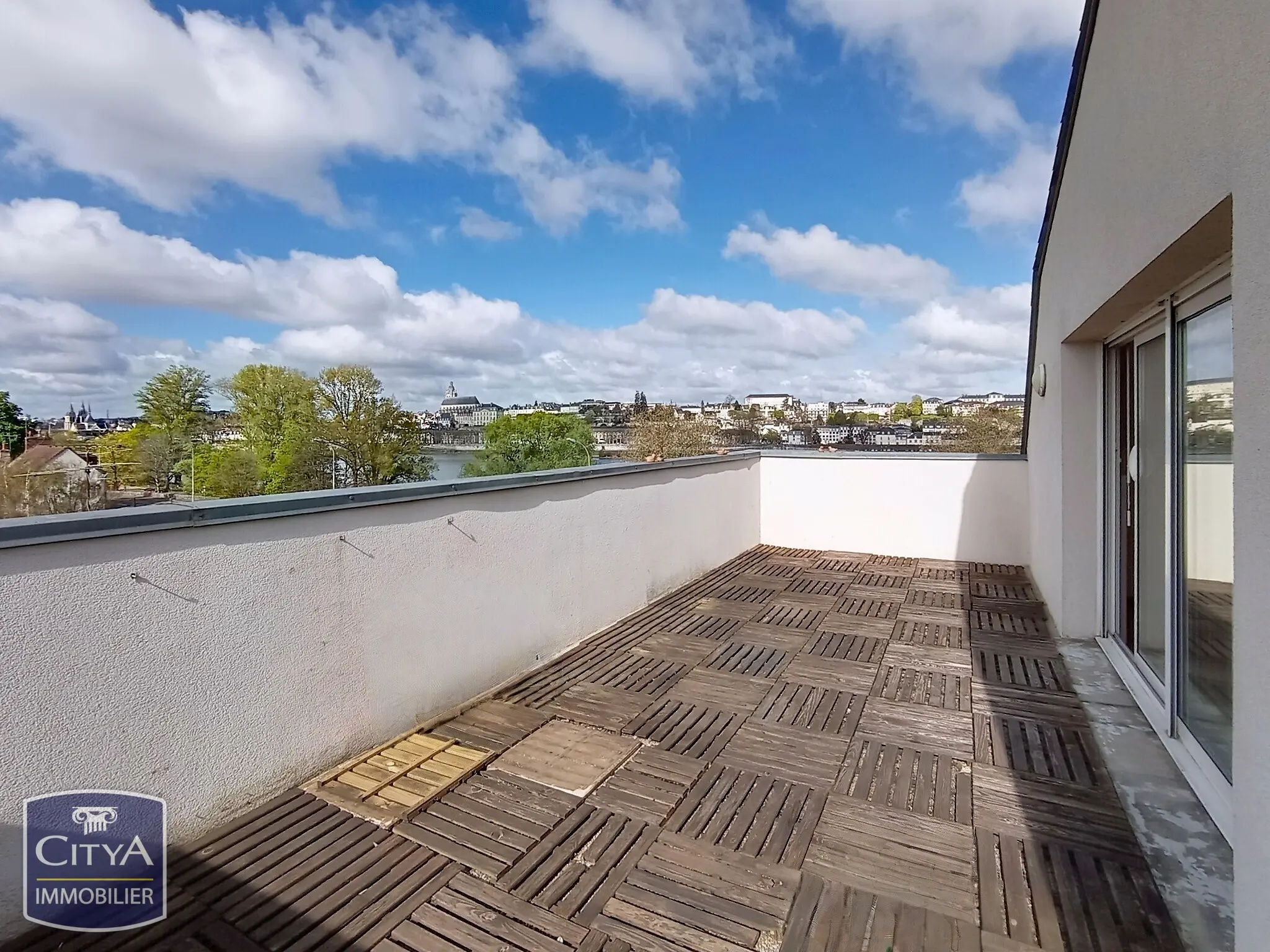 Photo 1 Appartement 4 pièces 103.79m²