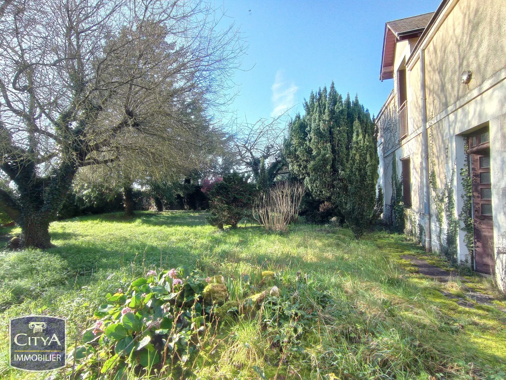 Photo 1 Maison 4 pièces 115m²
