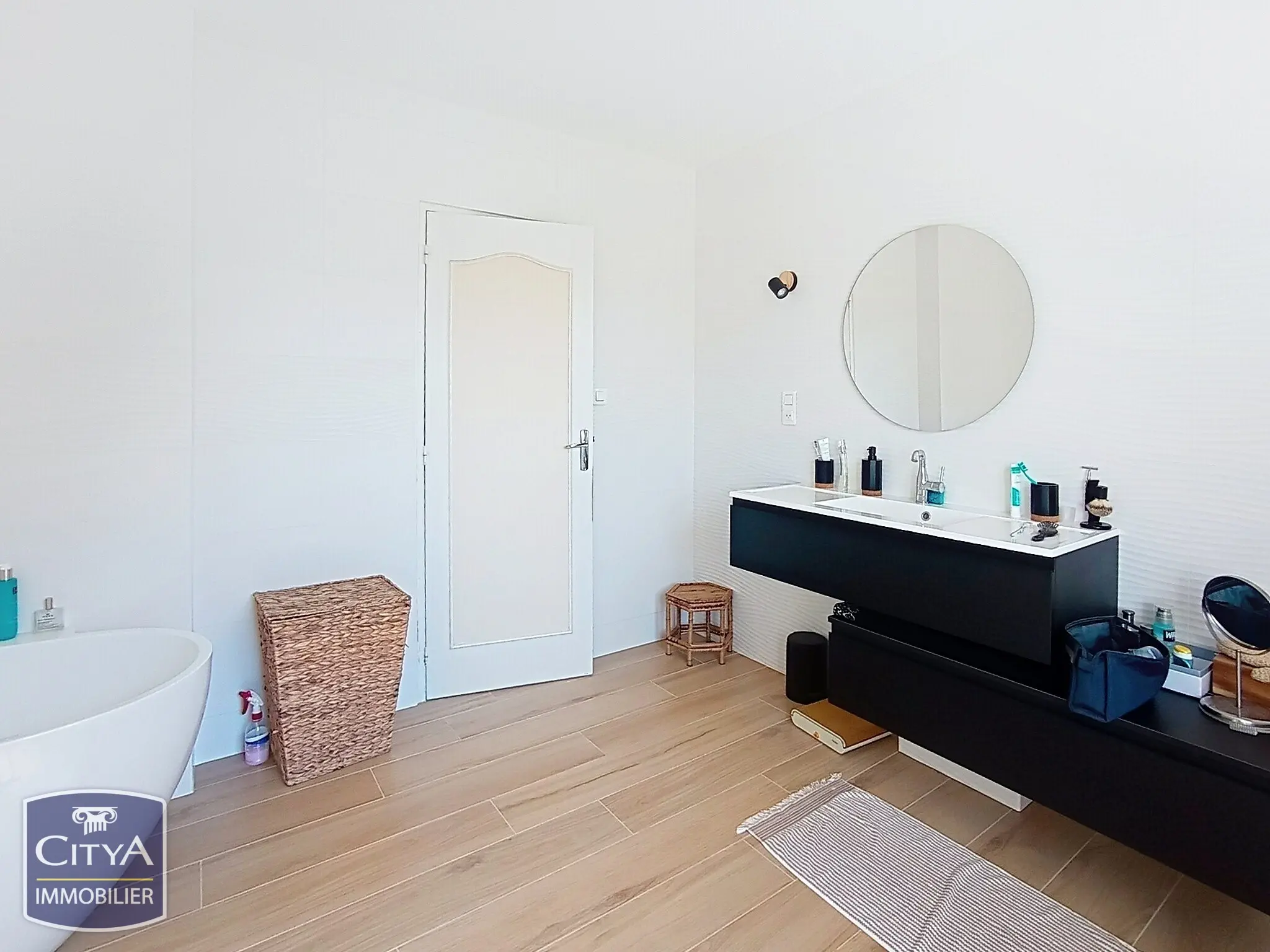 Photo 10 Maison 7 pièces 176m²