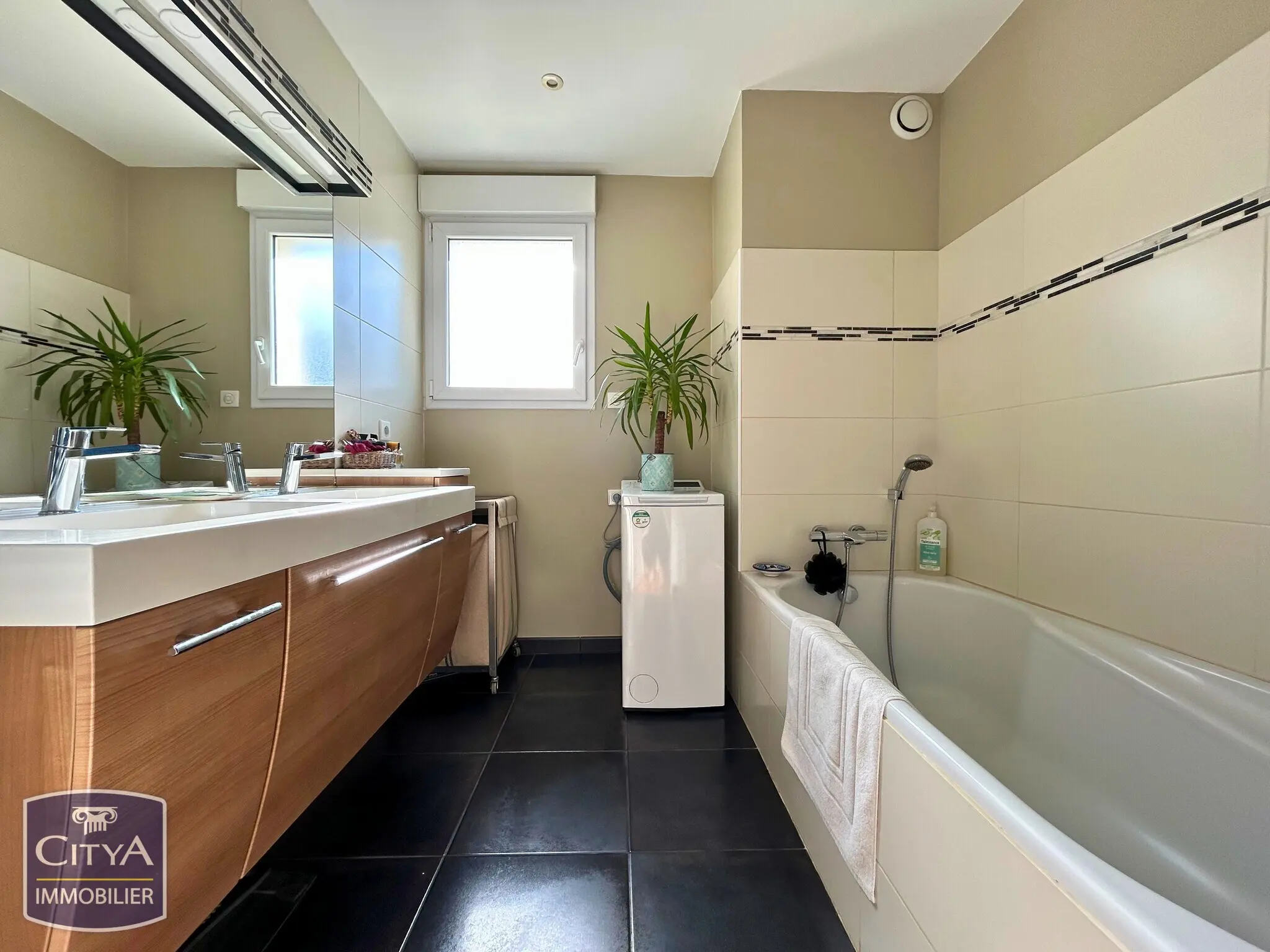 Photo 15 Appartement 5 pièces 103.34m²