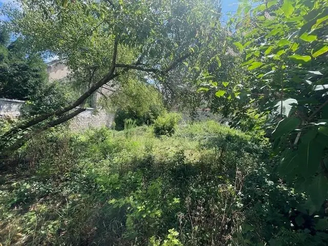 Photo 1 Terrain 243m²