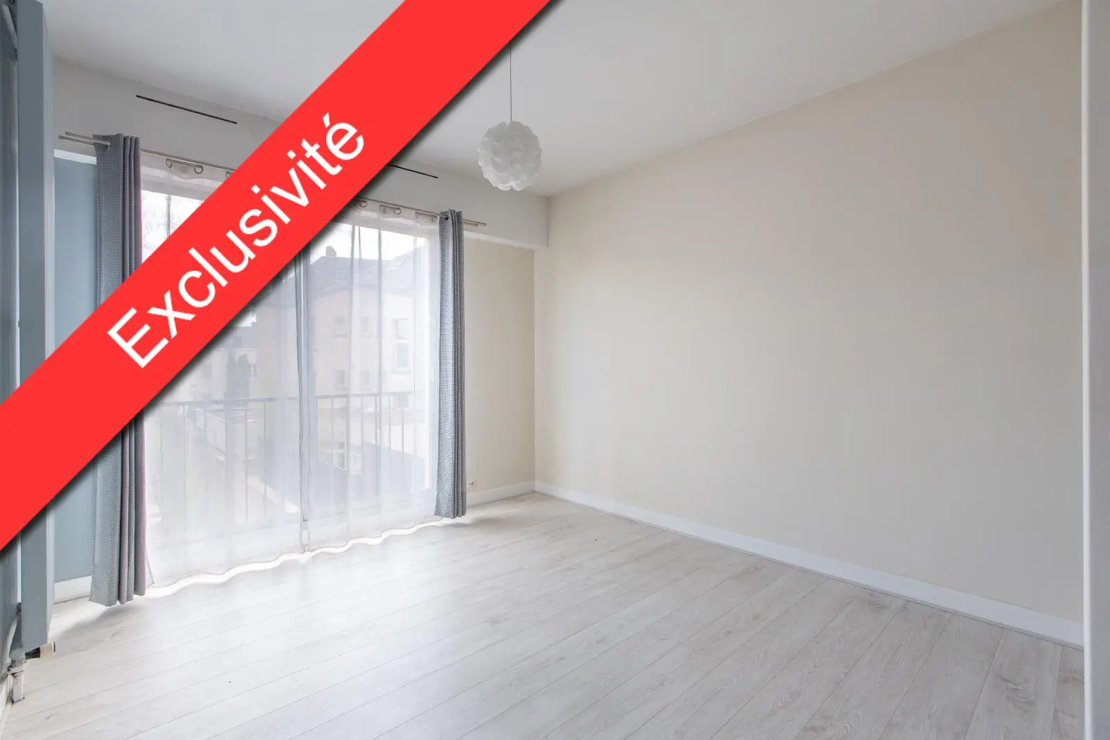 Photo 1 Appartement 1 pièce 24.46m²