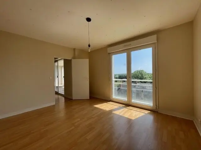 Photo 10 Appartement 5 pièces 107.9m²