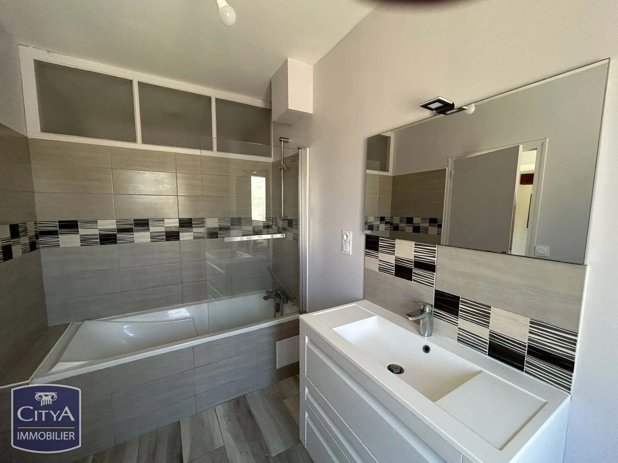 Photo 5 Maison 4 pièces 107m²