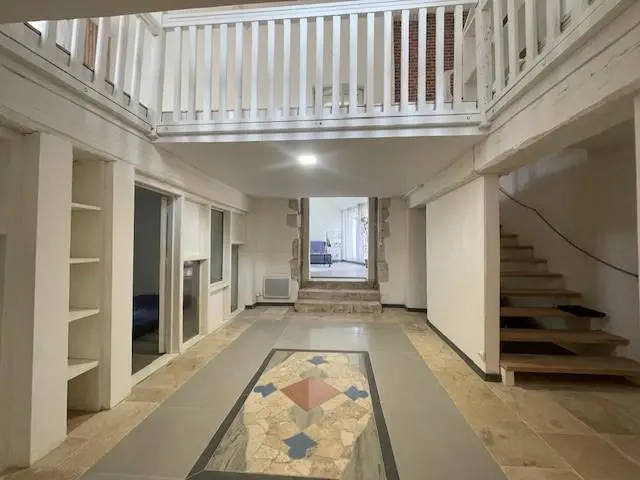 Photo 6 Maison 6 pièces 175m²