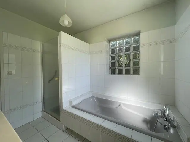 Photo 16 Maison 8 pièces 222m²