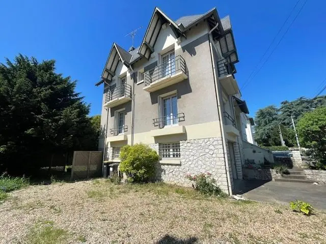 Photo 1 Maison 6 pièces 164m²