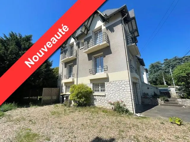 Photo 1 Maison 6 pièces 164m²