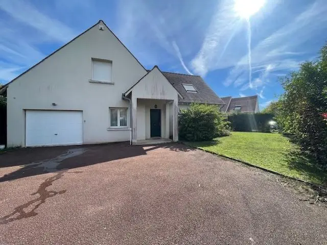 Photo 1 Maison 8 pièces 222m²