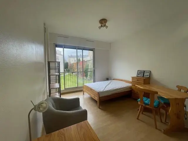 Photo 1 Appartement 1 pièce 24.5m²