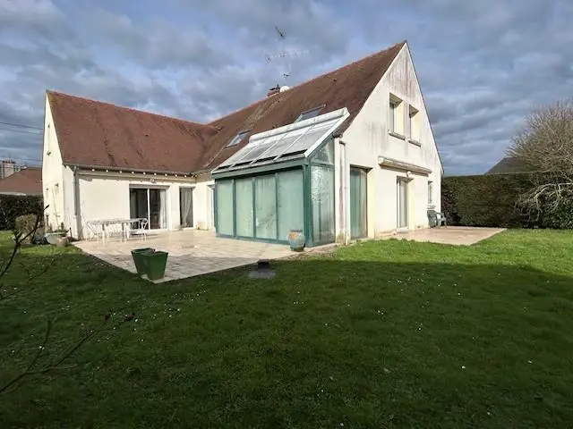 Photo 2 Maison 8 pièces 222m²