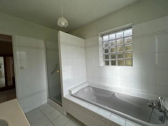 Photo 11 Maison 8 pièces 222m²