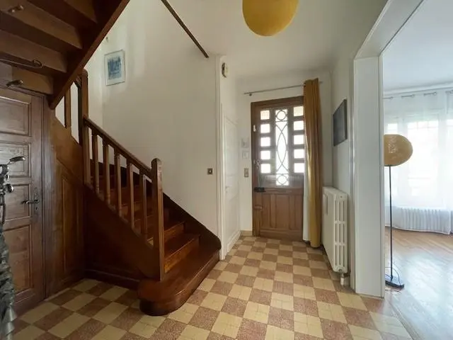 Photo 7 Maison 6 pièces 164m²