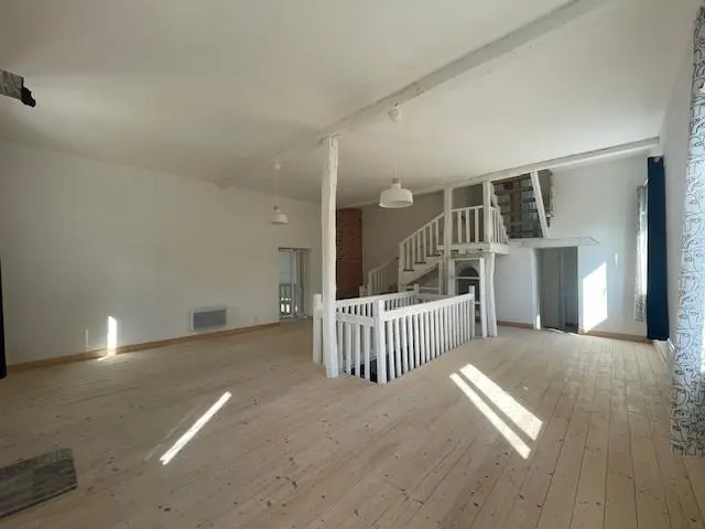 Photo 10 Maison 6 pièces 175m²