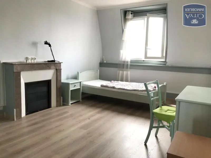 Photo 1 Appartement 1 pièce 28m²