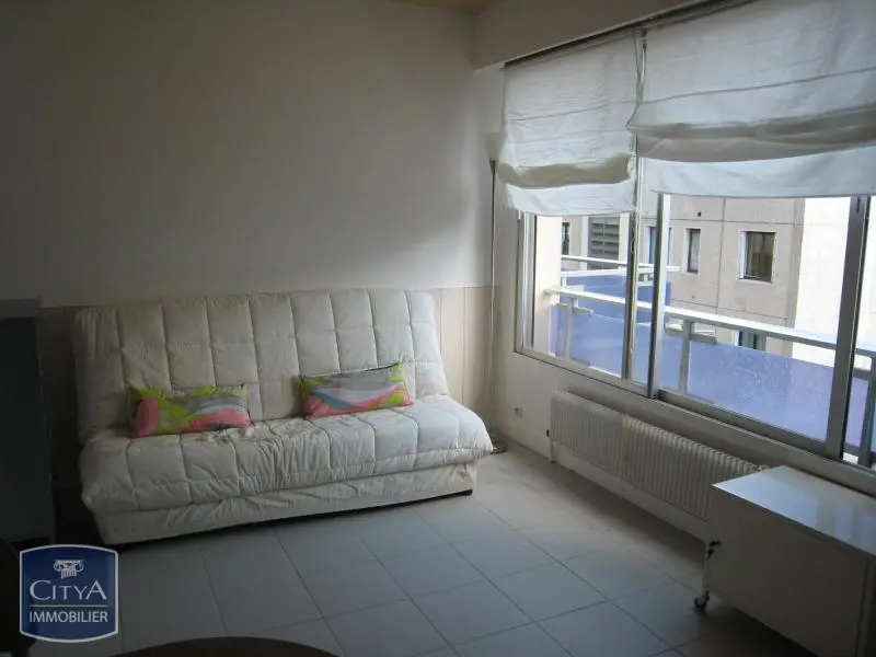 Photo 1 Appartement 1 pièce 22m²