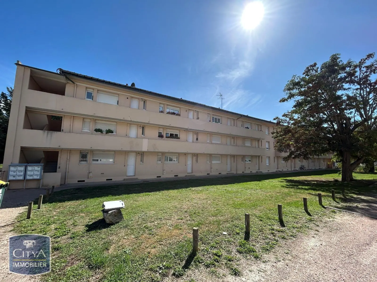 Photo 1 Appartement 1 pièce 20.68m²