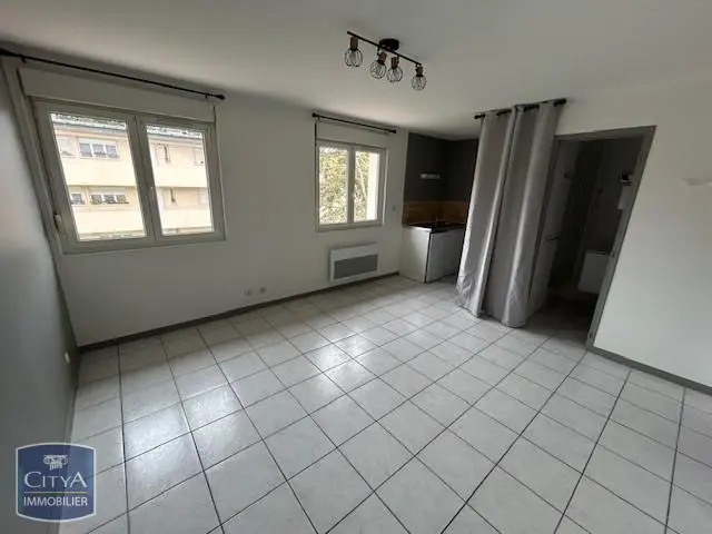 Photo 2 Appartement 1 pièce 20.68m²