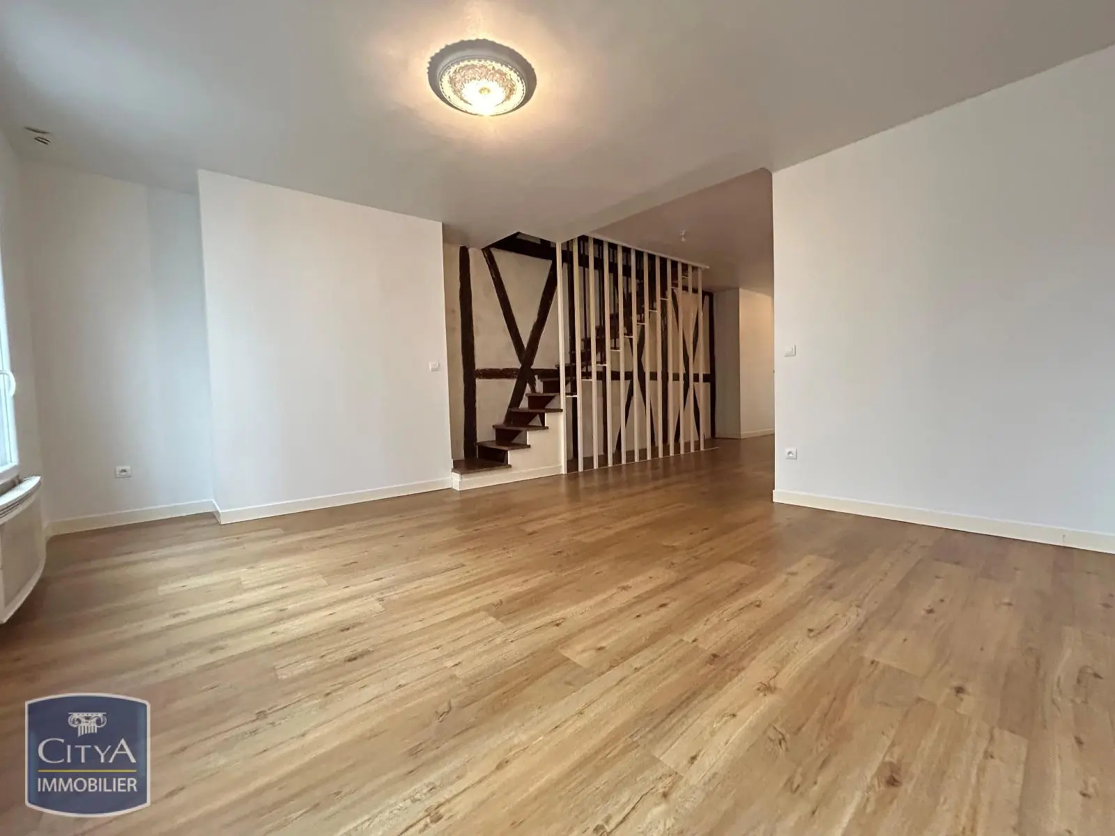 Photo 2 Appartement 4 pièces 110m²