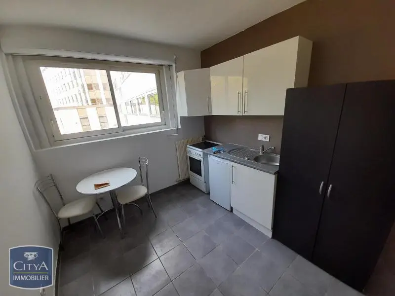 Photo 1 Appartement 1 pièce 17m²