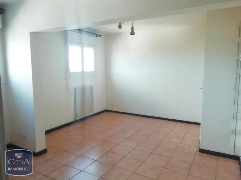Photo 3 Appartement 1 pièce 27.39m²