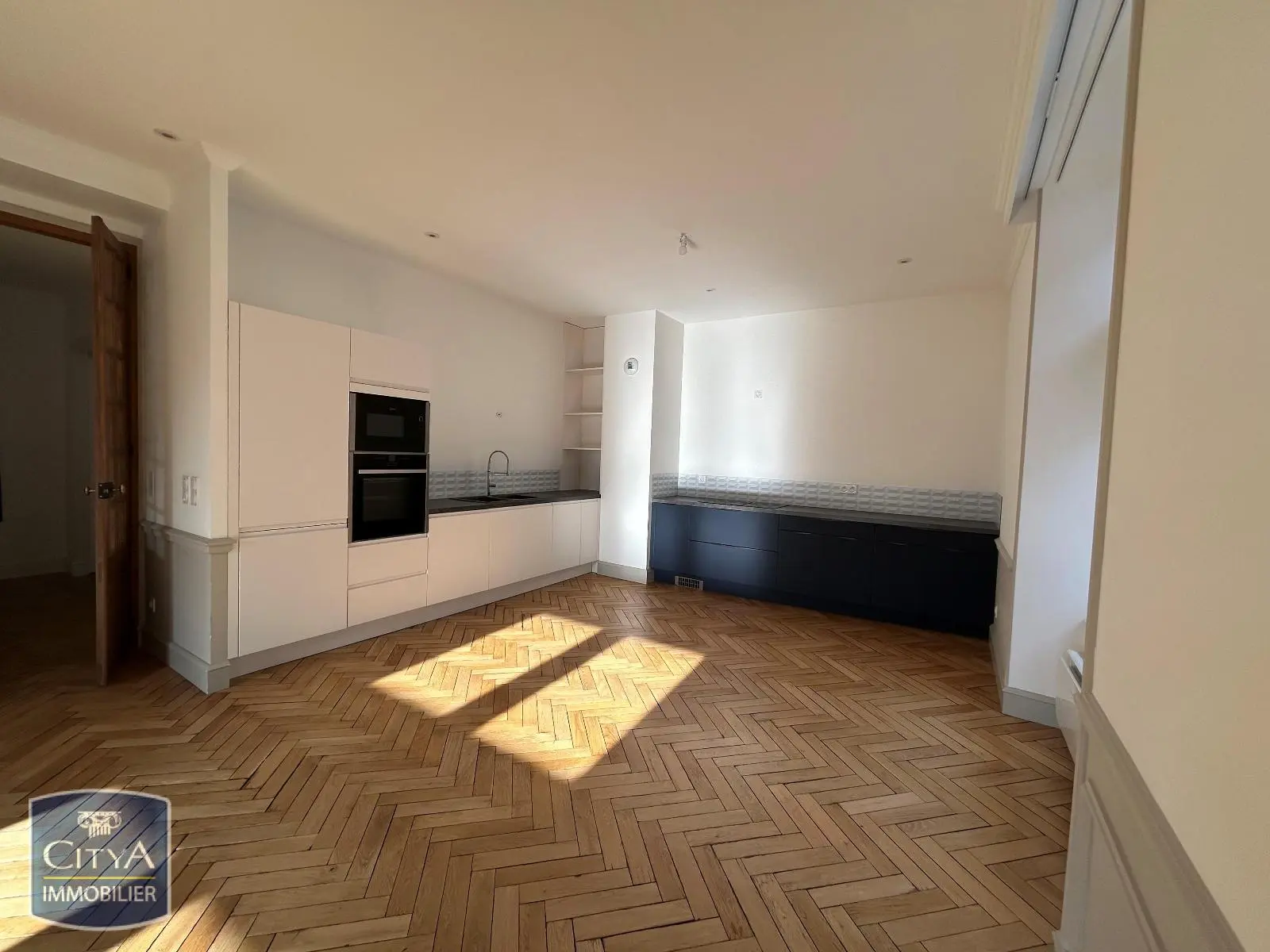 Photo 2 Appartement 4 pièces 122.31m²