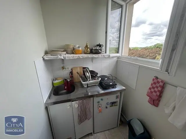 Photo 3 Appartement 1 pièce 24.76m²
