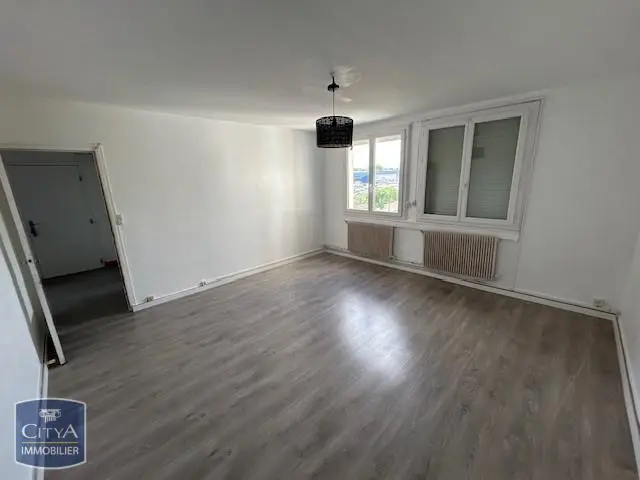 Photo 2 Appartement 2 pièces 57.49m²