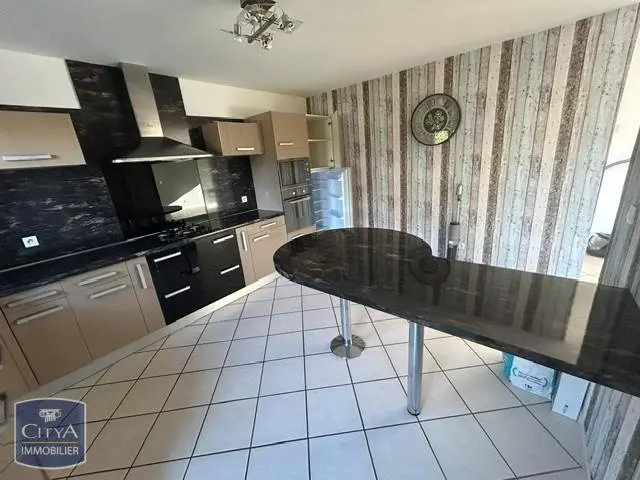 Photo 2 Maison 7 pièces 145m²