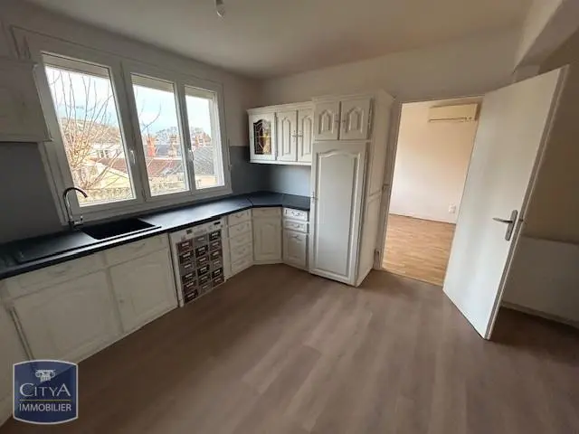 Photo 2 Appartement 3 pièces 79.86m²