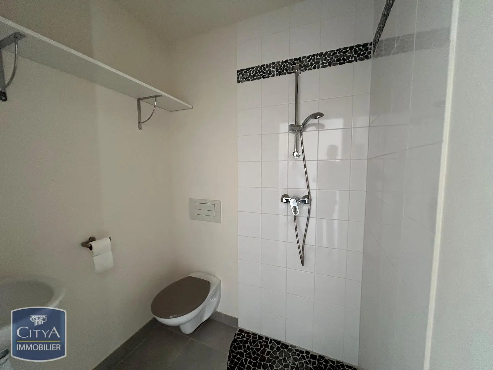 Photo 10 Maison 5 pièces 112.82m²