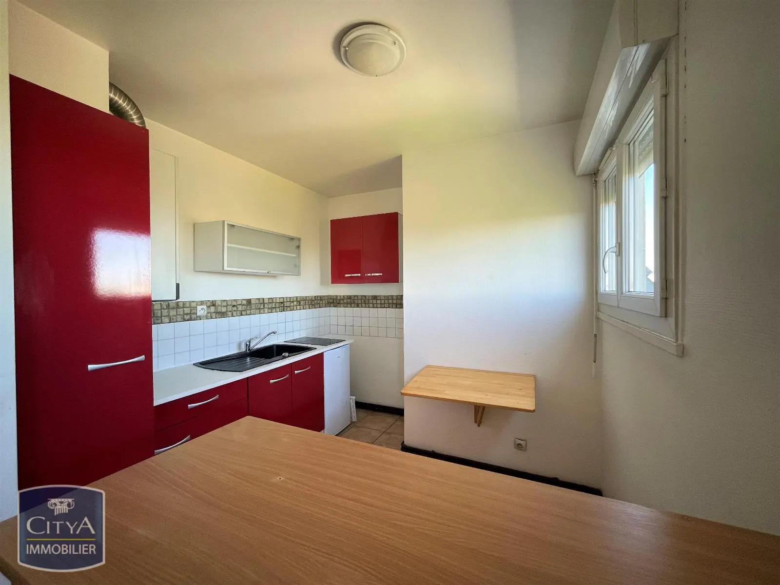 Photo 1 Appartement 1 pièce 27.39m²
