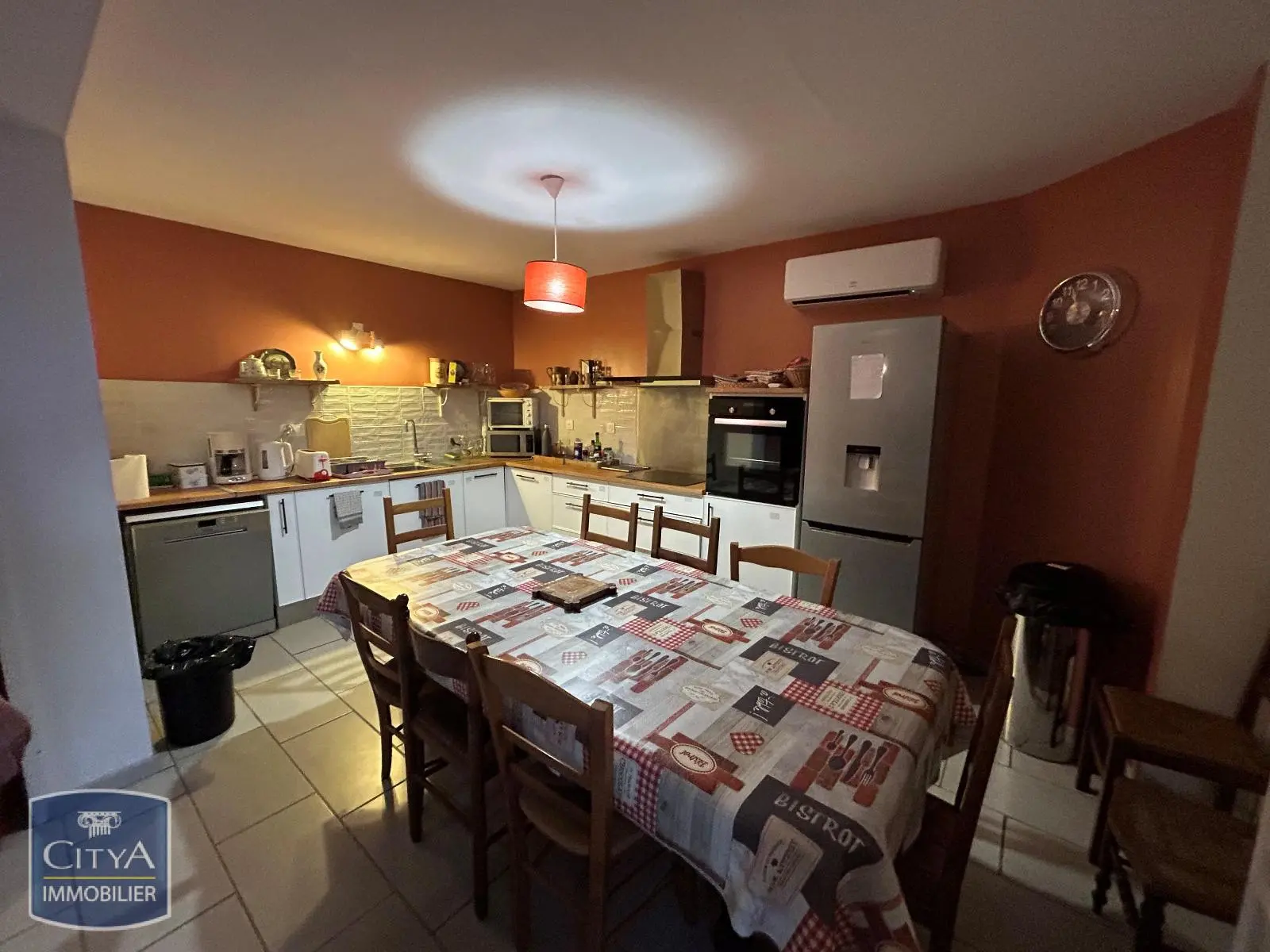 Photo 1 Maison 5 pièces 180m²