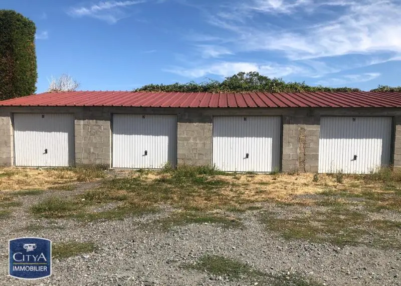 Photo 1 Parking 15m²