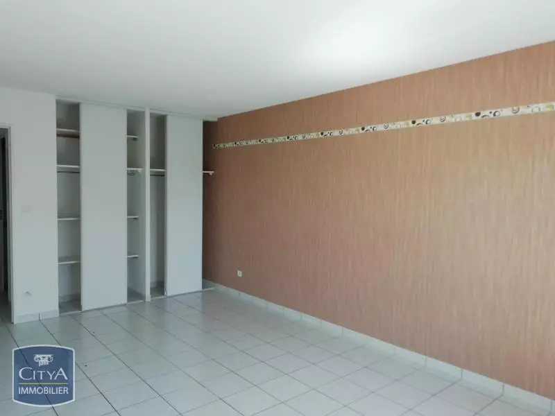 Illustration pour Appartement 1 pièce 33.31m² Photo Appartement 1 pièce 33.31m²