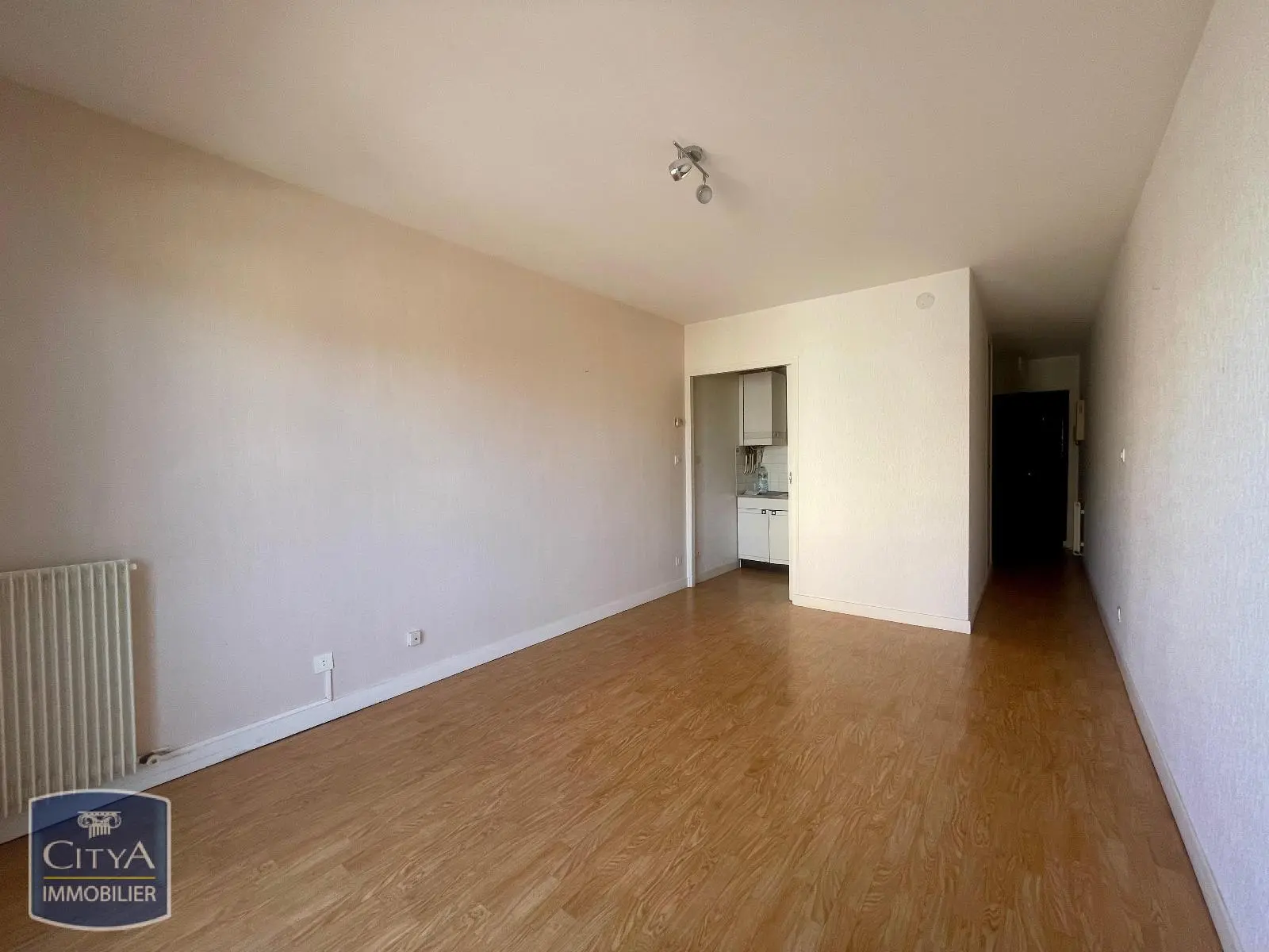 Photo 1 Appartement 1 pièce 26m²