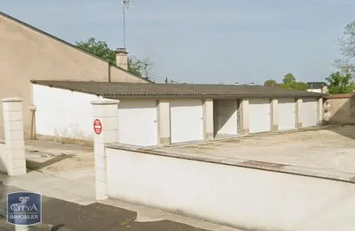 Photo 1 Parking