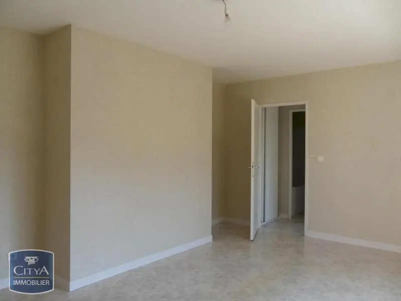 Photo 3 Appartement 2 pièces 48m²