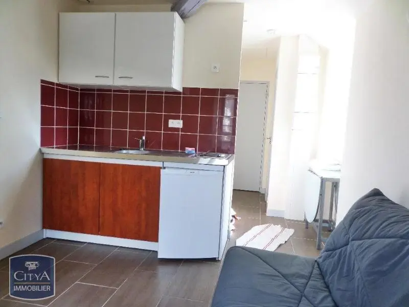 Photo 1 Appartement 1 pièce 17.7m²
