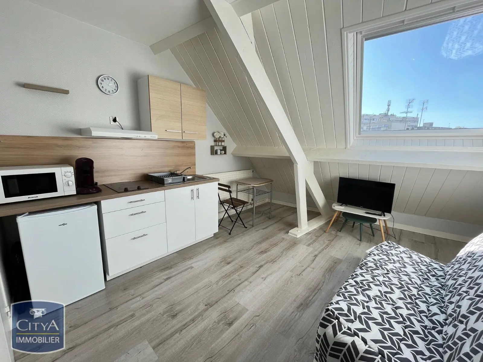 Photo 1 Appartement 1 pièce 17m²