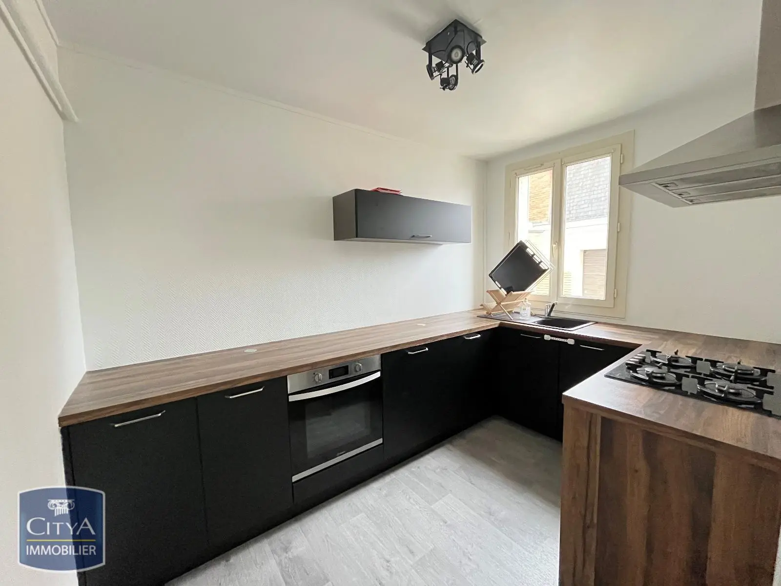 Photo 1 Appartement 5 pièces 88.28m²