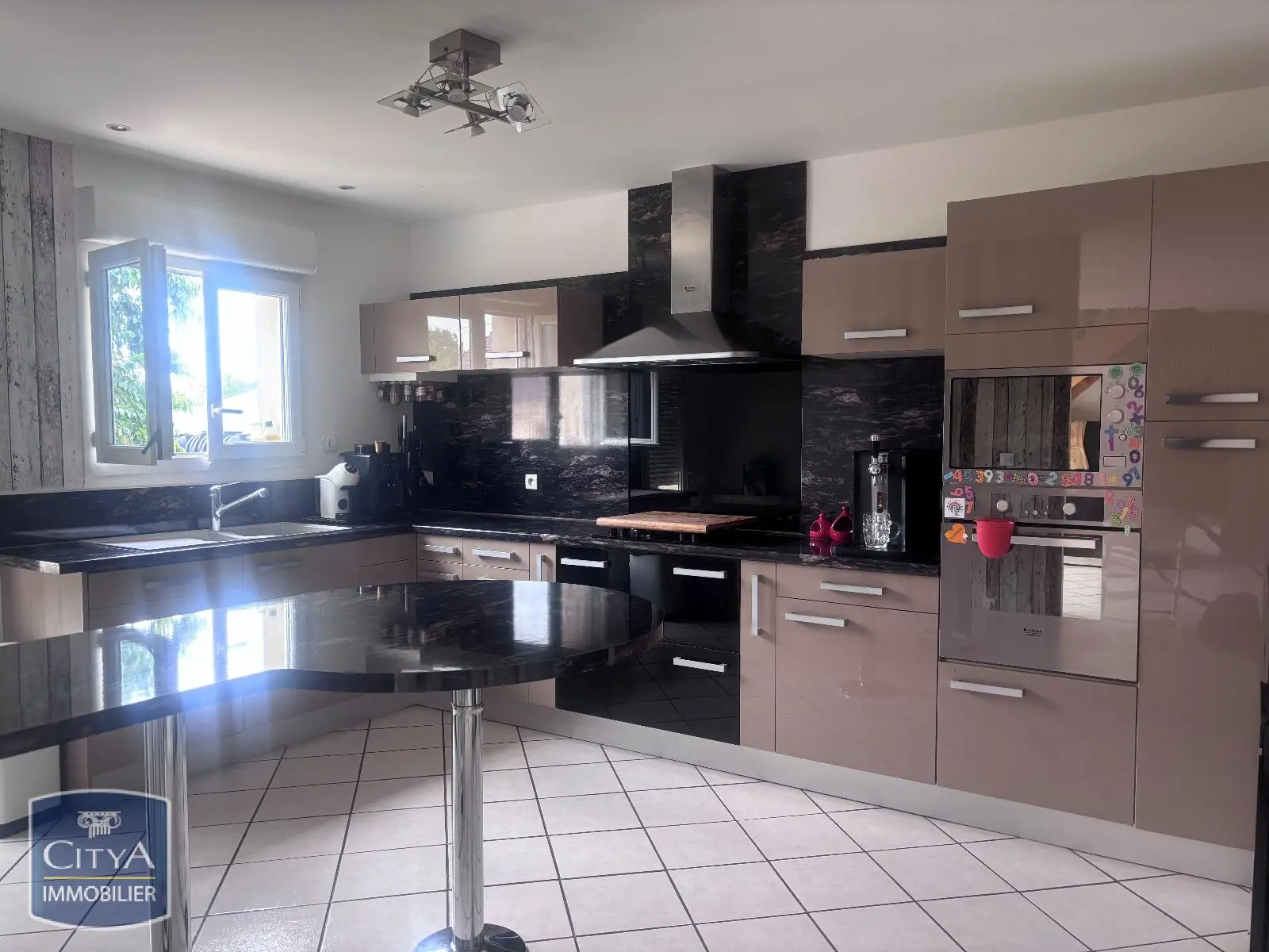Photo 4 Maison 5 pièces 145m²