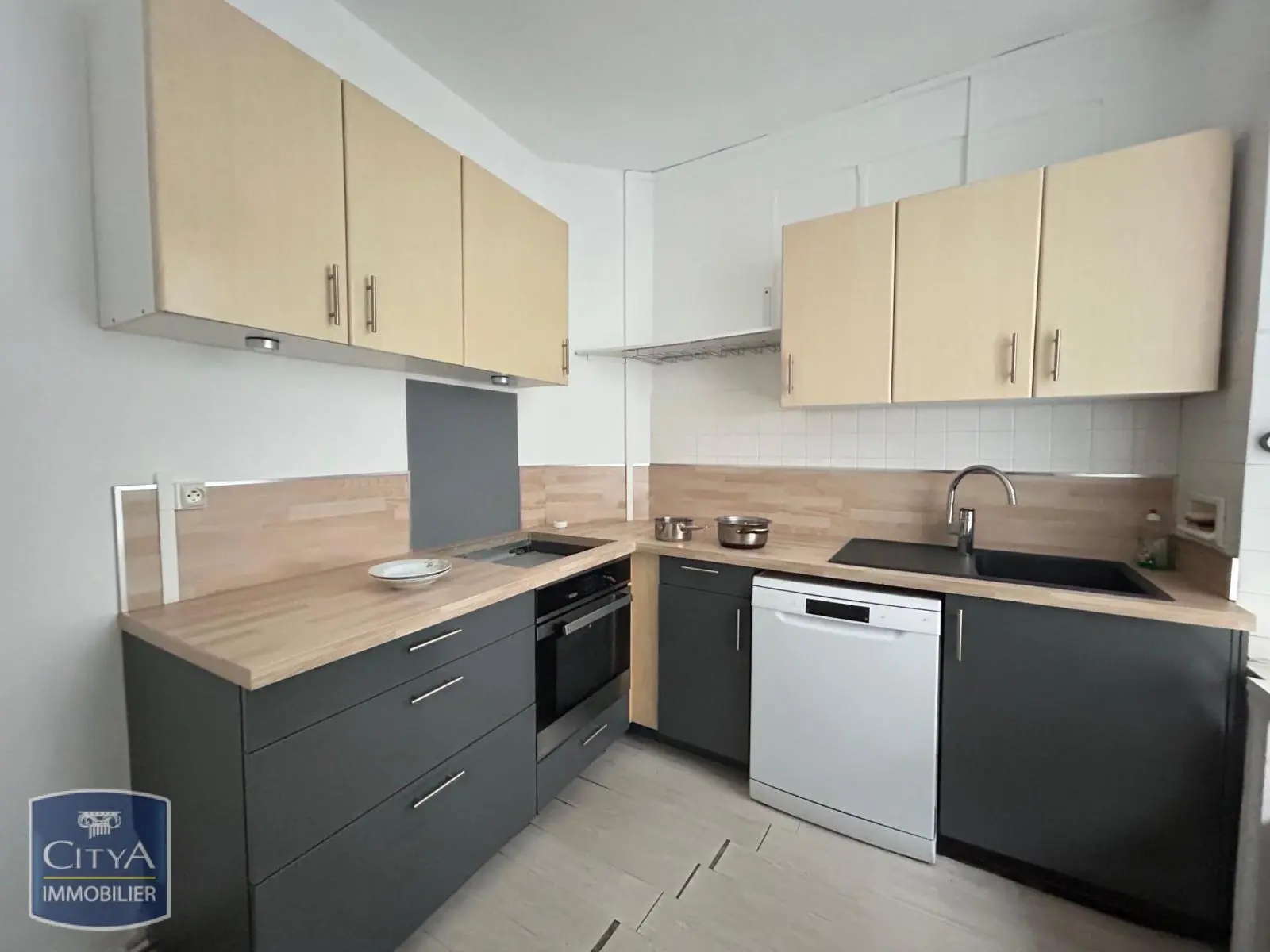 Photo 1 Appartement 4 pièces 110.68m²