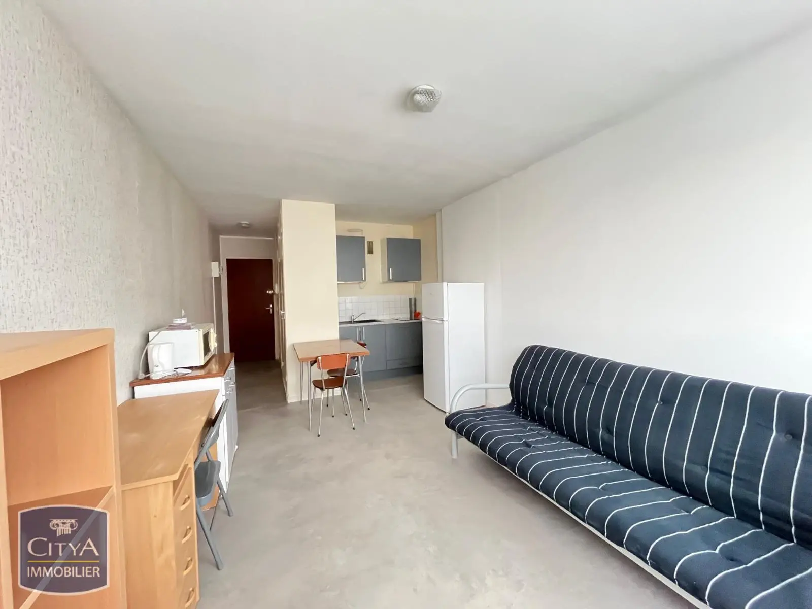 Photo 2 Appartement 1 pièce 25m²