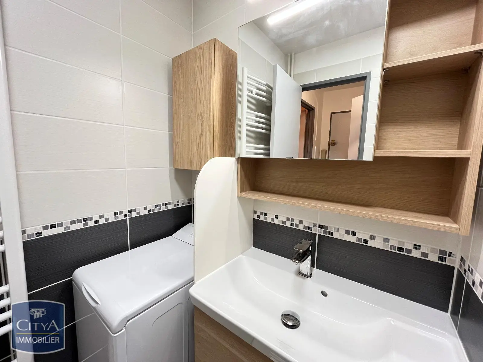 Photo 2 Appartement 1 pièce 28.66m²