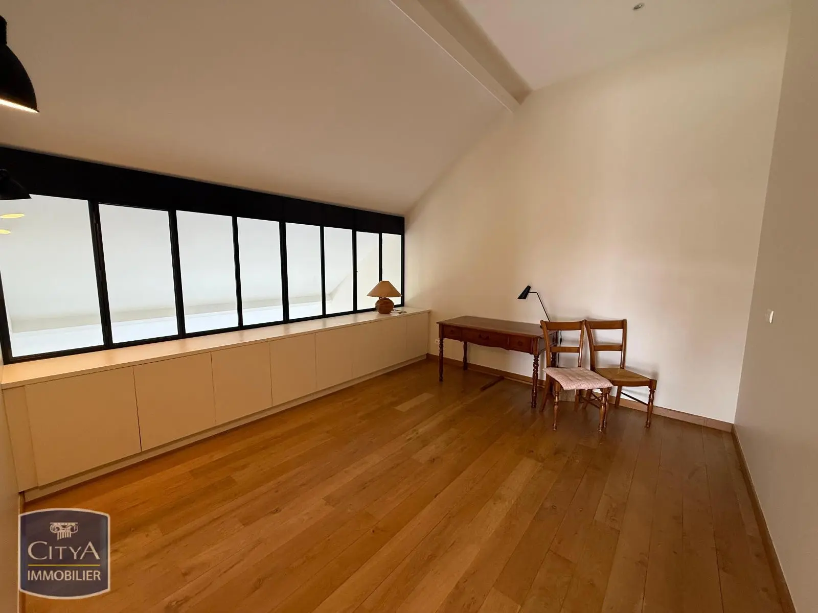 Photo 12 Appartement 5 pièces 246.07m²
