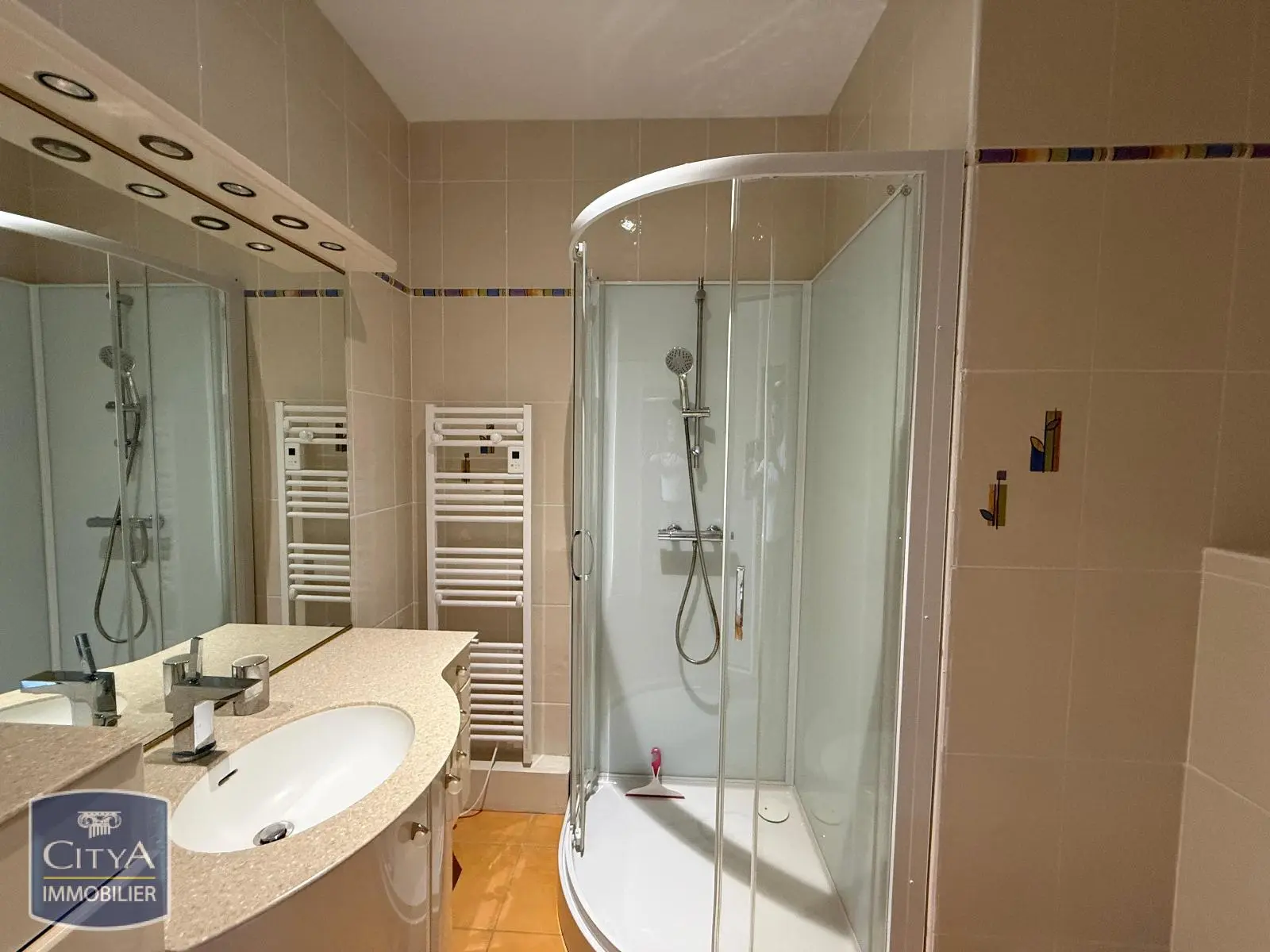 Photo 15 Appartement 5 pièces 246.07m²
