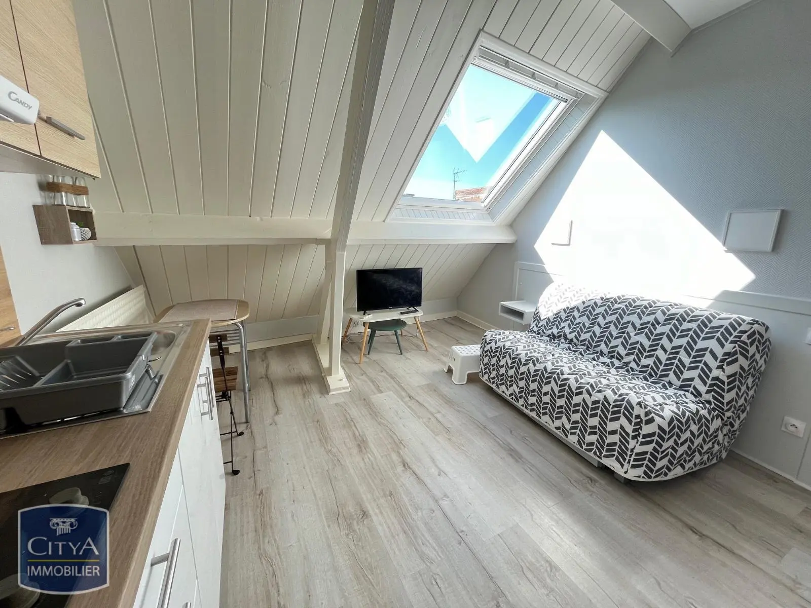 Photo 2 Appartement 1 pièce 17m²