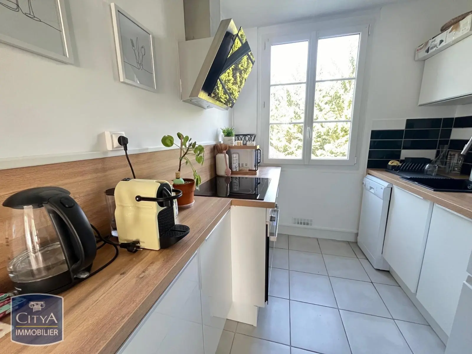 Photo 2 Appartement 4 pièces 60.51m²